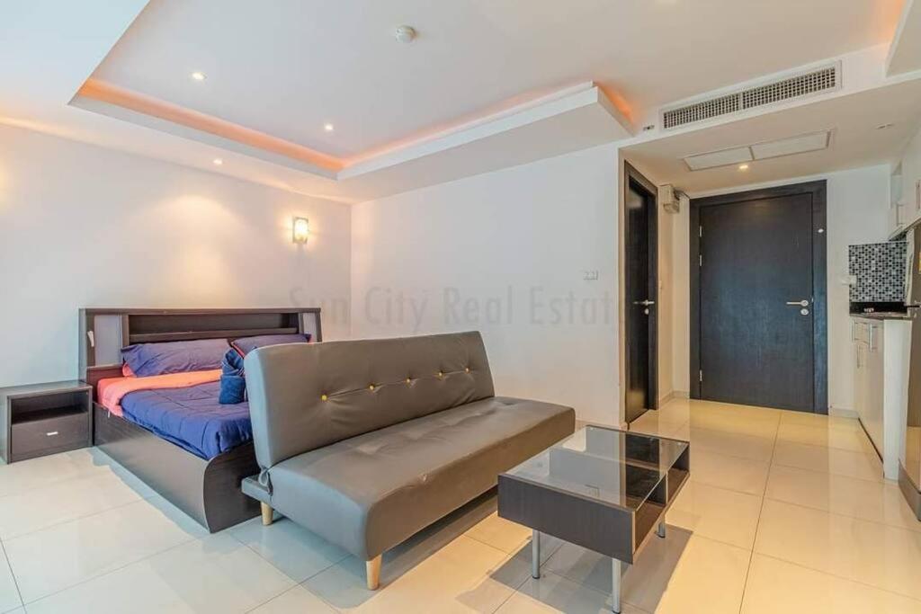 Avenue Residence C5 Pattaya Exterior foto